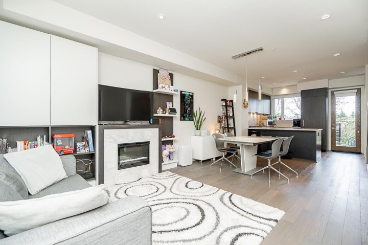 Photo 4 at 5518 Oak Street, Cambie, Vancouver West