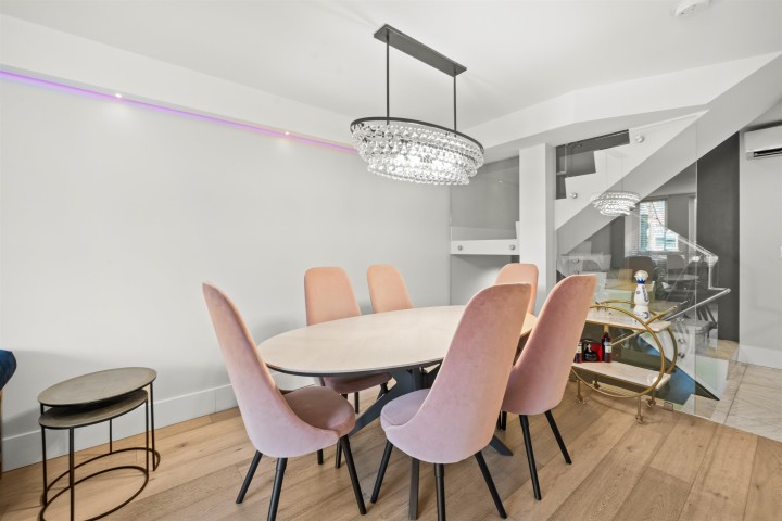 Photo 4 at 1028 Cambie Street, Yaletown, Vancouver West