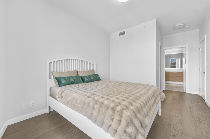 Photo 17 at 805 - 3533 Ross Drive, University VW, Vancouver West