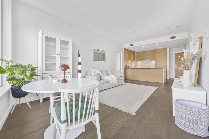 Photo 10 at 805 - 3533 Ross Drive, University VW, Vancouver West