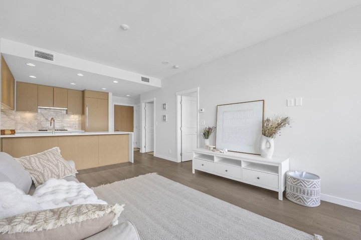 Photo 11 at 805 - 3533 Ross Drive, University VW, Vancouver West