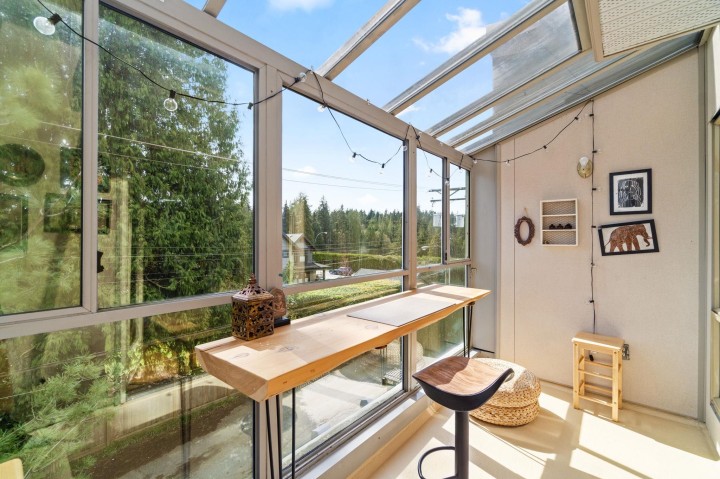 Photo 24 at 402 - 4688 W 10th Avenue, Point Grey, Vancouver West