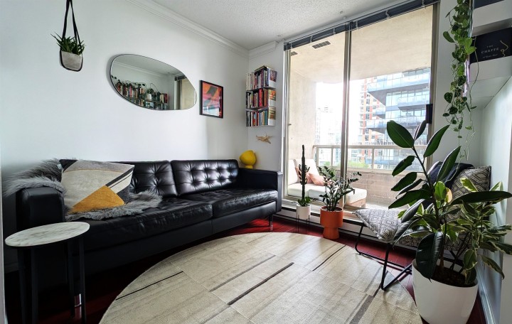 Photo 1 at 903 - 1330 Hornby Street, Downtown VW, Vancouver West