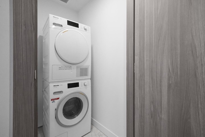 Photo 19 at 1884 - 87 Nelson Street, Yaletown, Vancouver West