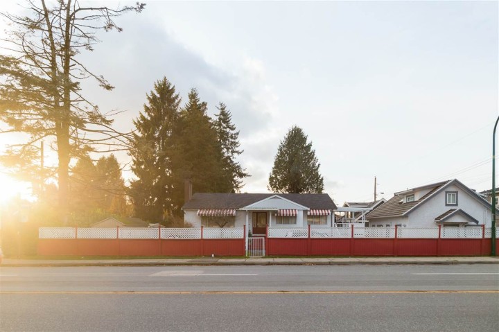 Photo 1 at 5675 Rupert Street, Collingwood VE, Vancouver East