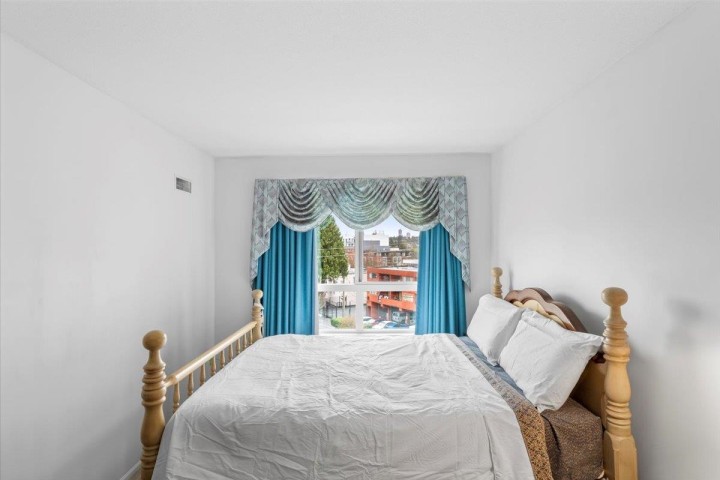 Photo 16 at PH23 - 760 Kingsway, Fraser VE, Vancouver East