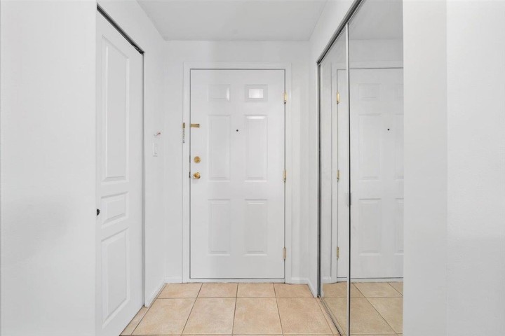 Photo 5 at PH23 - 760 Kingsway, Fraser VE, Vancouver East