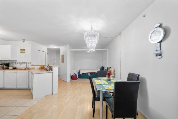 Photo 9 at PH23 - 760 Kingsway, Fraser VE, Vancouver East