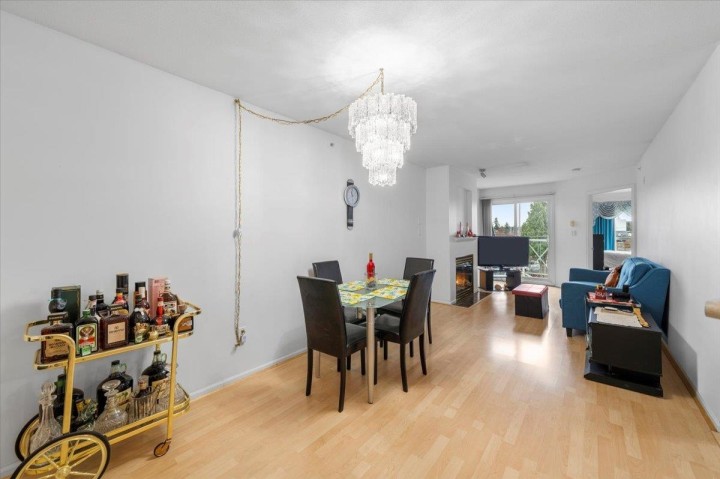 Photo 11 at PH23 - 760 Kingsway, Fraser VE, Vancouver East