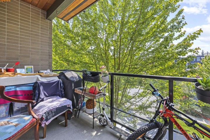 Photo 20 at 303 - 6033 Gray Avenue, University VW, Vancouver West