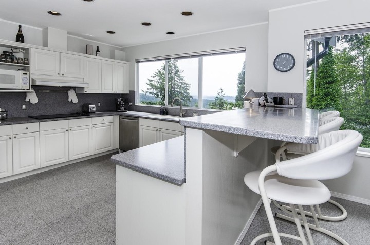 Photo 18 at 1241 Coleman Street, Lynn Valley, North Vancouver