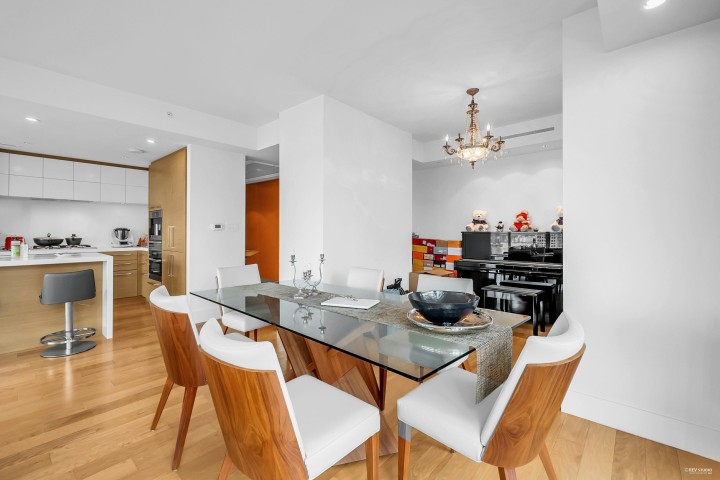 Photo 17 at 3002 - 667 Howe Street, Downtown VW, Vancouver West