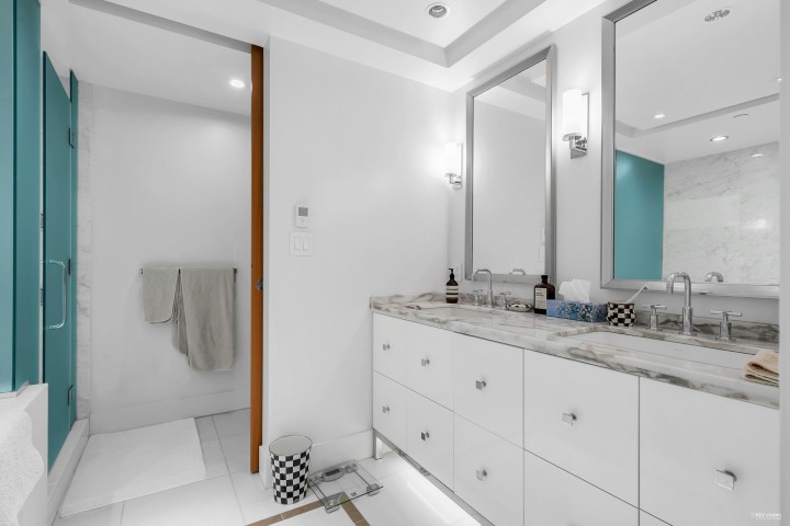 Photo 30 at 3002 - 667 Howe Street, Downtown VW, Vancouver West