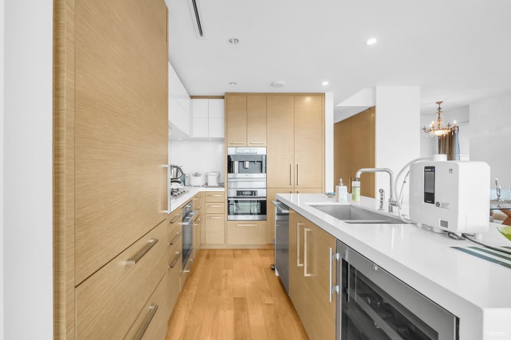 Photo 11 at 3002 - 667 Howe Street, Downtown VW, Vancouver West