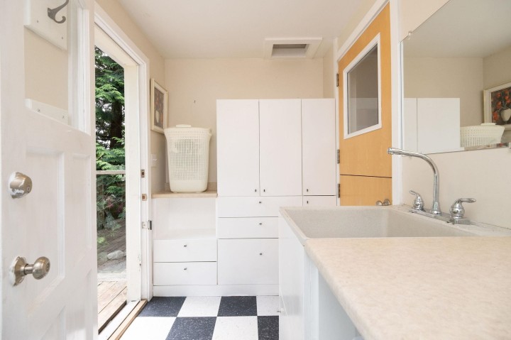 Photo 18 at 1075 Gladwin Drive, Capilano NV, North Vancouver