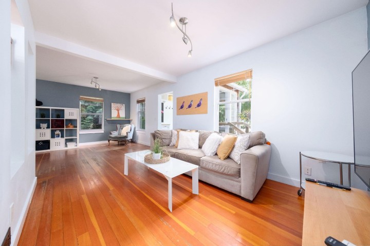 Photo 4 at 1075 Gladwin Drive, Capilano NV, North Vancouver