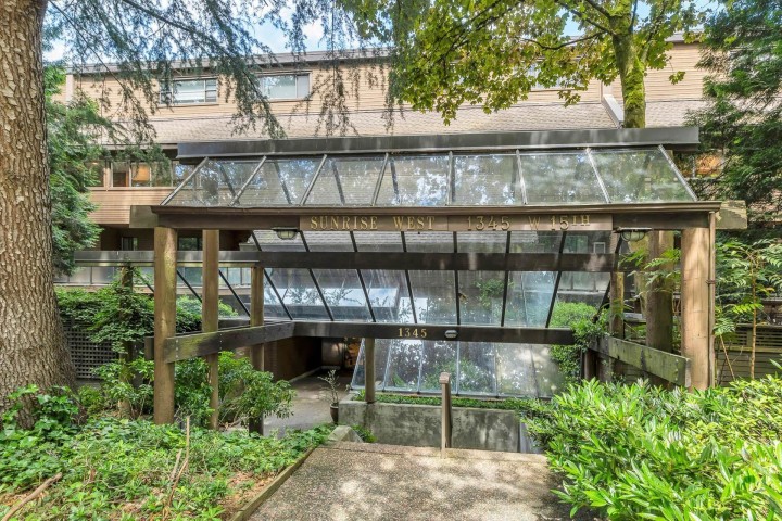 Photo 1 at 306 - 1345 W 15th Avenue, Fairview VW, Vancouver West