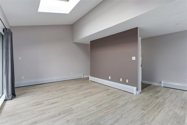 Photo 9 at 306 - 1345 W 15th Avenue, Fairview VW, Vancouver West