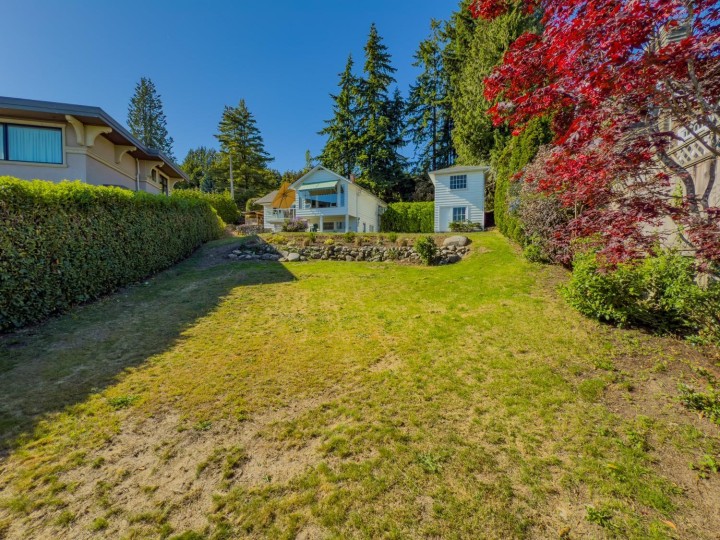 Photo 36 at 1960 Orchard Way, Queens, West Vancouver