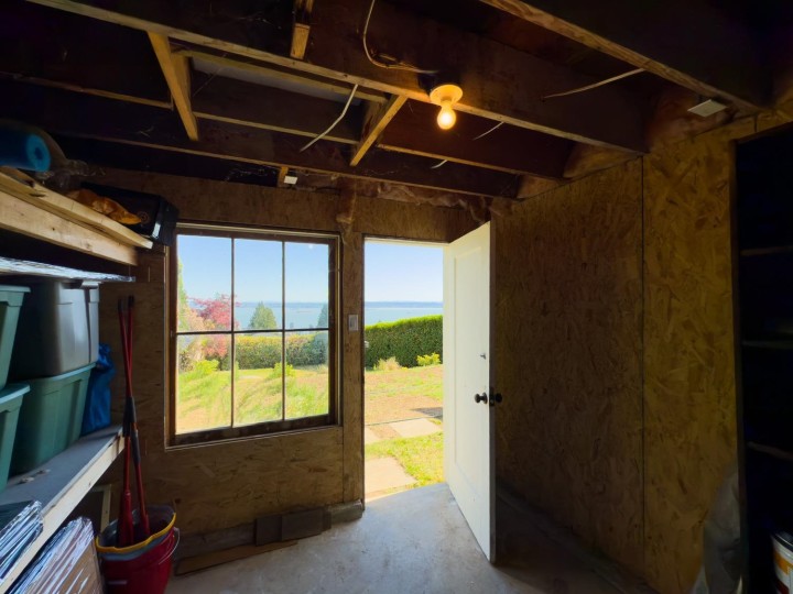 Photo 32 at 1960 Orchard Way, Queens, West Vancouver