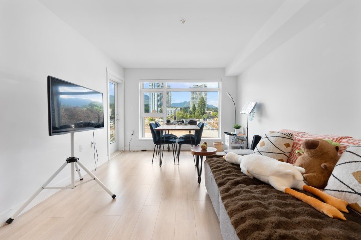 Photo 5 at 309 - 1519 Crown Street, Lynnmour, North Vancouver