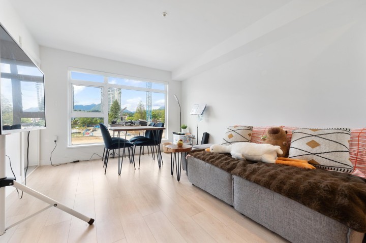 Photo 4 at 309 - 1519 Crown Street, Lynnmour, North Vancouver