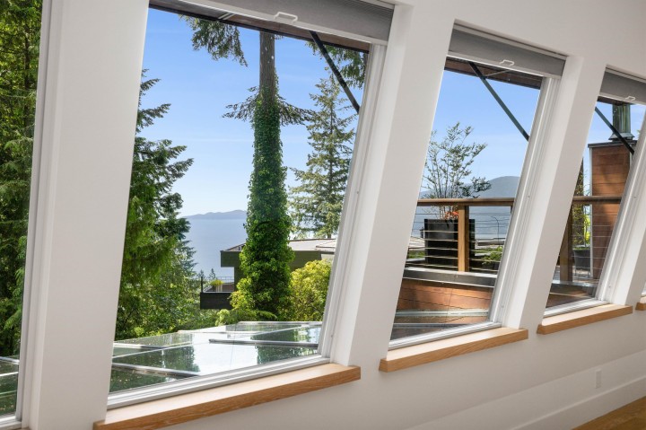 Photo 23 at 170 Sunset Drive, Lions Bay, West Vancouver