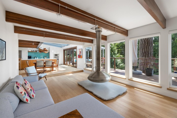 Photo 8 at 170 Sunset Drive, Lions Bay, West Vancouver