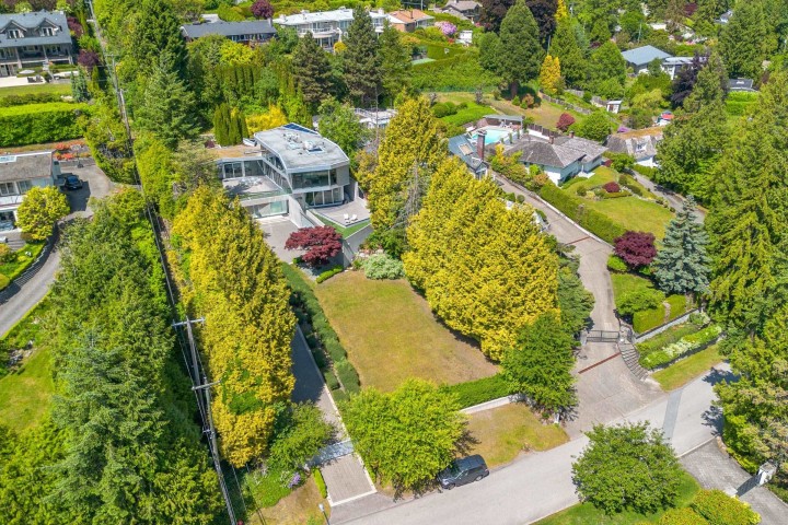Photo 2 at 665 Fairmile Road, British Properties, West Vancouver