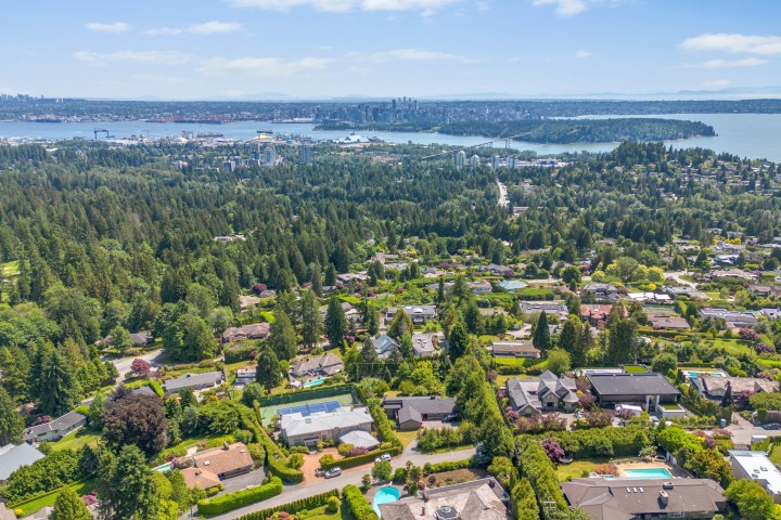 Photo 4 at 665 Fairmile Road, British Properties, West Vancouver