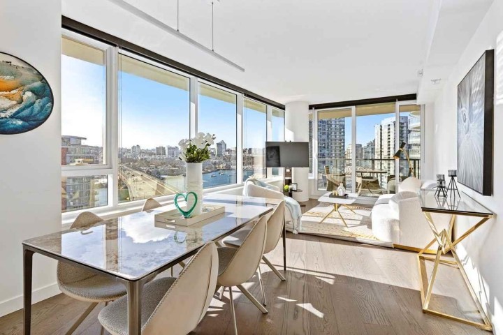 Photo 2 at 1609 - 68 Smithe Street, Downtown VW, Vancouver West