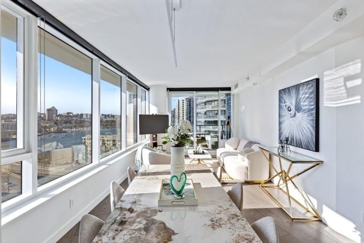 Photo 7 at 1609 - 68 Smithe Street, Downtown VW, Vancouver West