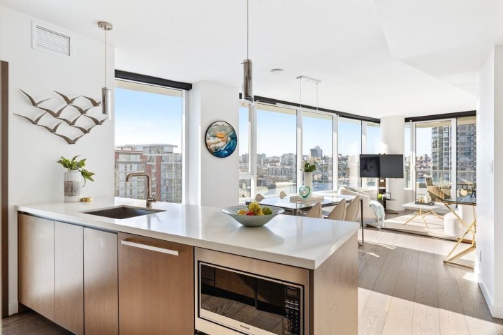 Photo 1 at 1609 - 68 Smithe Street, Downtown VW, Vancouver West