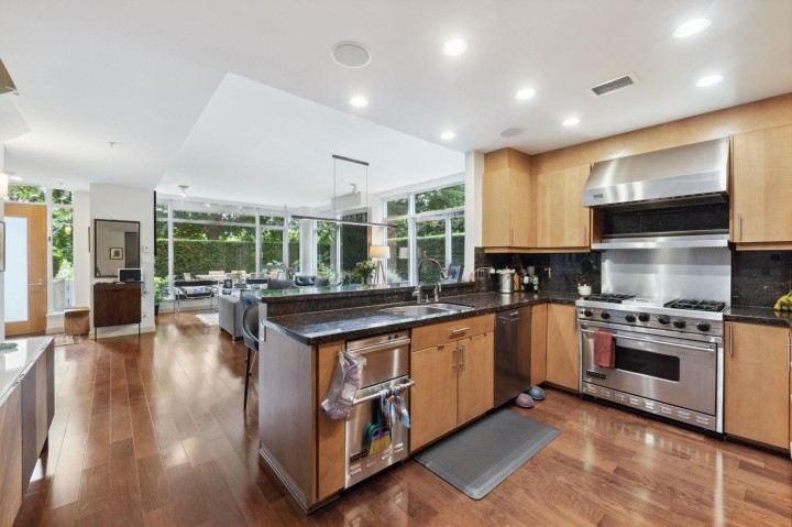 Photo 13 at TH12 - 1233 W Cordova Street, Coal Harbour, Vancouver West