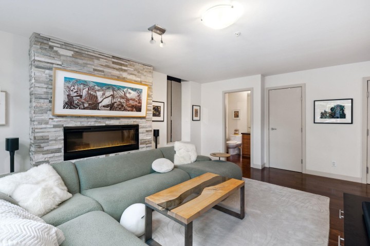 Photo 4 at TH12 - 1233 W Cordova Street, Coal Harbour, Vancouver West