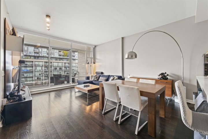 Photo 10 at 502 - 77 Walter Hardwick Avenue, False Creek, Vancouver West