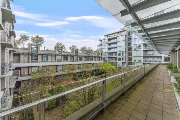 Photo 25 at 502 - 77 Walter Hardwick Avenue, False Creek, Vancouver West