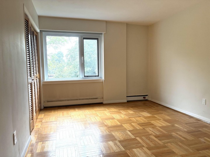 Photo 15 at 305 - 6076 Tisdall Street, Oakridge VW, Vancouver West