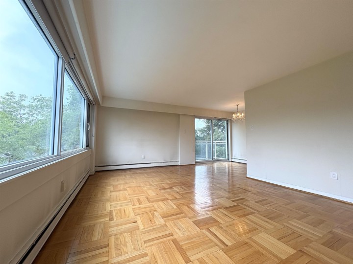 Photo 11 at 305 - 6076 Tisdall Street, Oakridge VW, Vancouver West