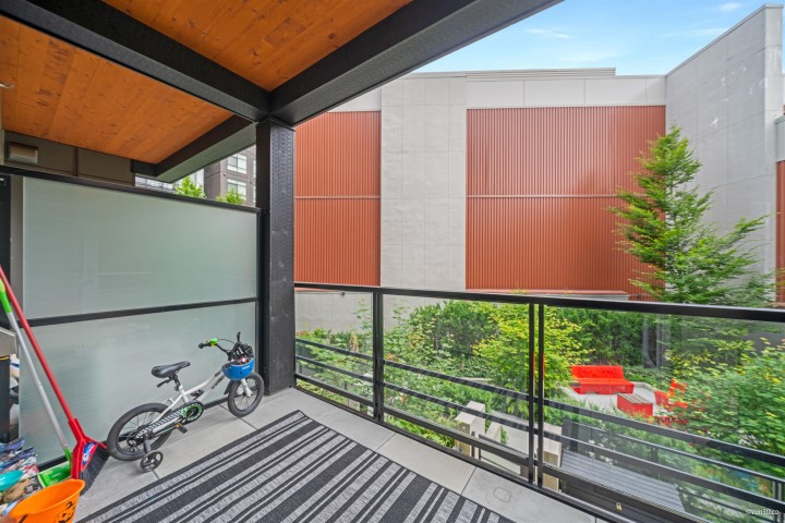 Photo 13 at 207 - 128 E 8th Street, Central Lonsdale, North Vancouver