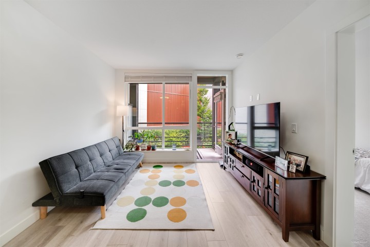 Photo 11 at 207 - 128 E 8th Street, Central Lonsdale, North Vancouver