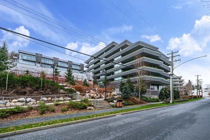 Photo 2 at 203 - 788 Arthur Erickson Place, Park Royal, West Vancouver