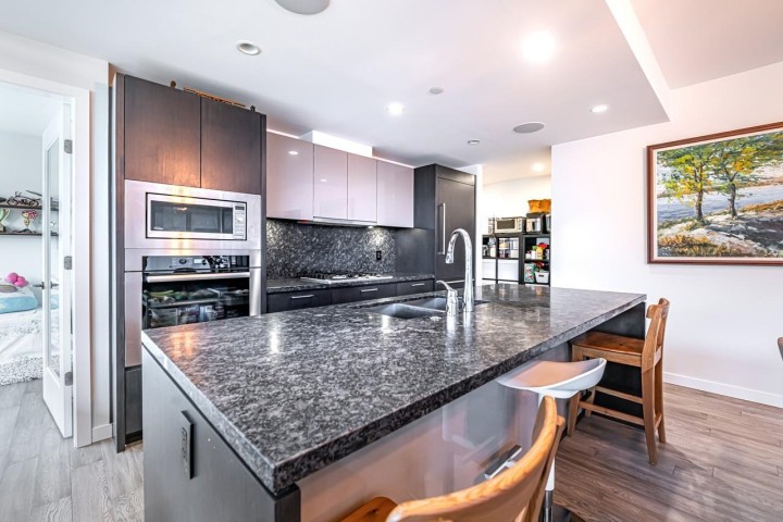 Photo 13 at 203 - 788 Arthur Erickson Place, Park Royal, West Vancouver