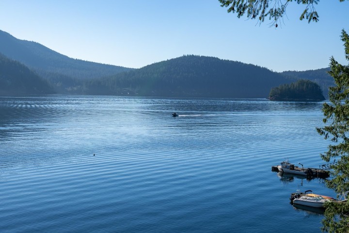 Photo 13 at 316 Sasamat Lane, Woodlands-Sunshine-Cascade, North Vancouver