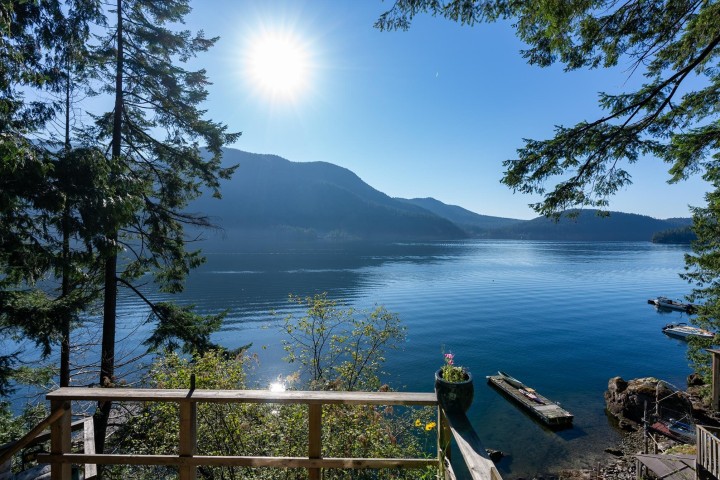 Photo 4 at 316 Sasamat Lane, Woodlands-Sunshine-Cascade, North Vancouver