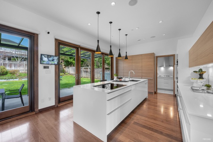 Photo 16 at 2227 Haywood Avenue, Dundarave, West Vancouver