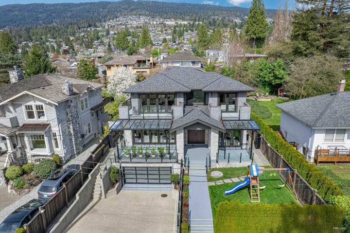 Photo 36 at 2227 Haywood Avenue, Dundarave, West Vancouver