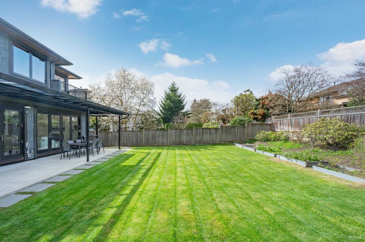 Photo 18 at 2227 Haywood Avenue, Dundarave, West Vancouver