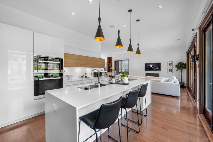 Photo 15 at 2227 Haywood Avenue, Dundarave, West Vancouver