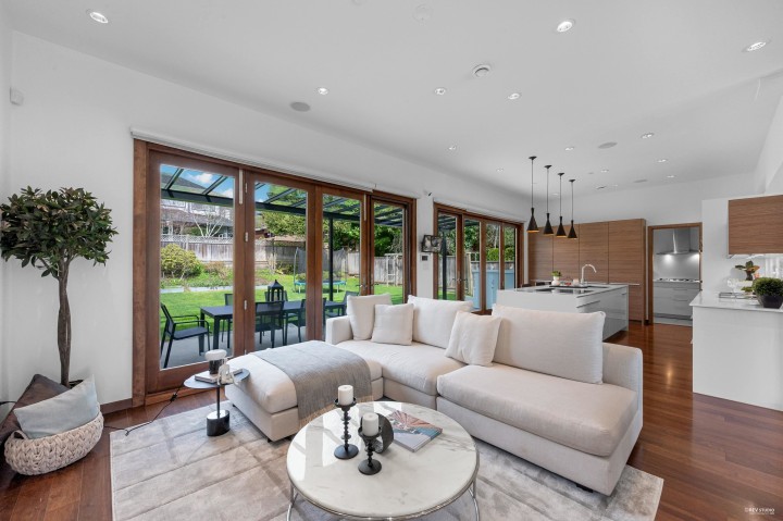 Photo 11 at 2227 Haywood Avenue, Dundarave, West Vancouver